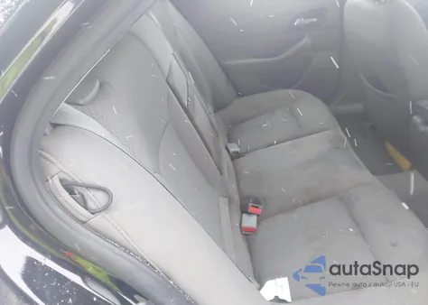 2013 Chevrolet Malibu 1Ls z USA, uszkodzony, nr VIN 1G11B5SA4DU113393